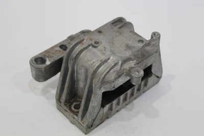 VW Jetta 1K Mk5 1.9 2.0 TDi Diesel Right Engine Mount After Market - Image 1 of 4