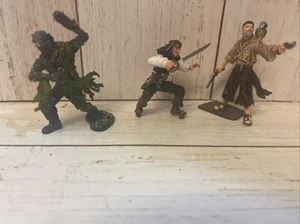Disney Zizzle Pirates of the Caribbean 2.5" Figures Set Of 3 - Picture 1 of 5