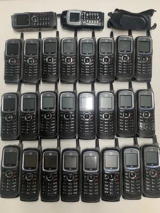 LOT OF 26 TELUS - MOTOROLA i365 H01XAN6JR5AN IDEN PHONES - AS IS - - Picture 1 of 9