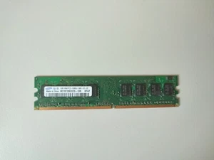 1GB 1Rx8 PC2-5300U-555-12-ZZ - Foto 1 di 2
