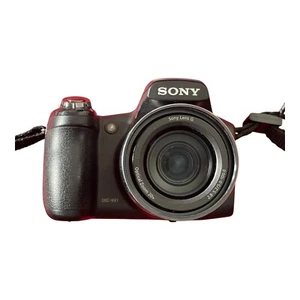 Sony Cyber-Shot DSC-HX1 Digital Camera w/ 2 Batteries, 2GB Memory Stick, Charger - Picture 1 of 22