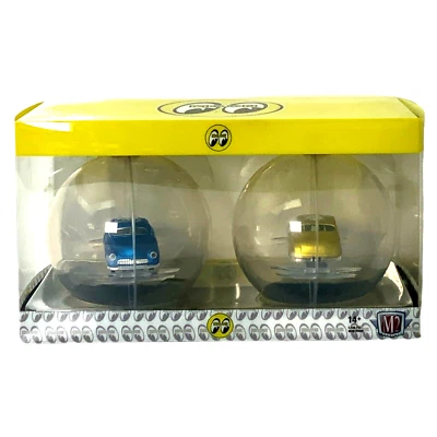 Máquinas M2 2023 Adornos de Navidad 1949 Mercury Cupé MOONEYES Walmart Excl. Foto 1 de 4