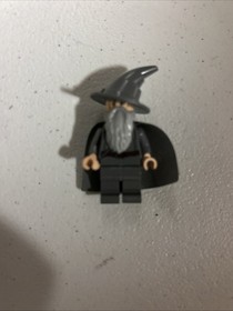 Lego Lord of Rings Hobbit Minifigure Gandalf the Grey Wizard Hat Beard 9469! G4