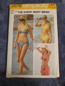 Simplicity 5576 Every-body Bikini & Shorts 16-18 VTG '70s Sewing Pattern CC  - Picture 1 of 2