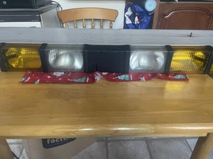 Whelen Edge Strobe Light Bar - Picture 1 of 9