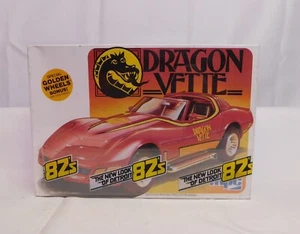 MPC #1-3718 1982 CORVETTE "DRAGON VETTE" 1/25 SCALE MODEL KIT VINTAGE SEALED - Picture 1 of 5
