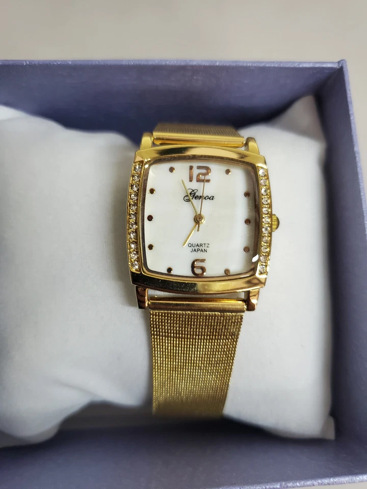 Genoa Watch Quartz Japan  Wristwatch new Gold White face square - Image 1 of 1