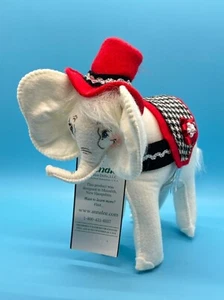 Annalee 7” Classy Elephant Red Hat Houndstooth Blanket – NWT - Picture 1 of 11