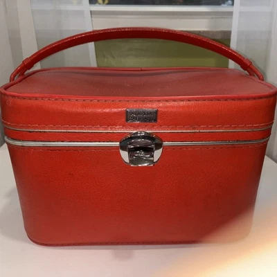 Vintage Mid Century AMELIA EARHART Red Suitcase Luggage Train Make-up Case - Image 1 of 4