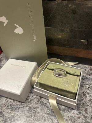 Van Cleef & Arpels Perlée 18k White Gold Ring Size 62  or US 10 w Receipt  $2950 - Image 1 of 4