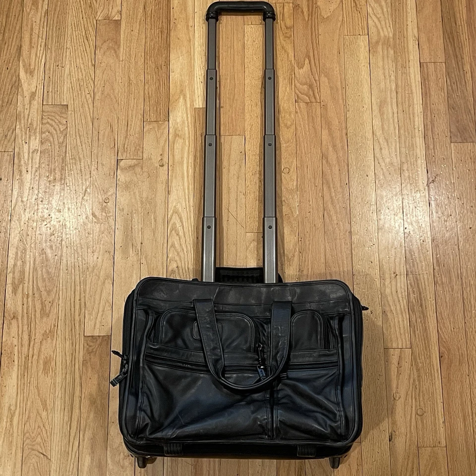 Maletín expandible vintage para computadora portátil TUMI Alpha Rollaway Deluxe modelo 9206D3 Foto 1 de 4