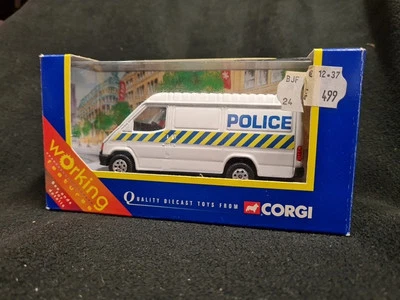 CORGI TOYS 58115 FORD TRANSIT POLICE  UK SCALA 1/43  - Immagine 1 di 4