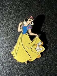 Disney World - Snow White Glitter Dress Pin