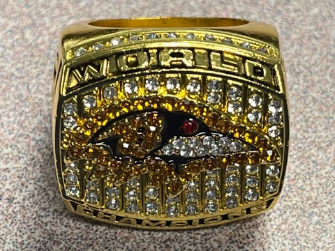 2000 RAY LEWIS COMMEMORATIVE CHAMPIONSHIP RING RAVENS SIZE 11 Cover