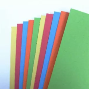10 x Tarjeta de Color Reciclada A4 300gsm Rojo/Naranja/Azul/Amarillo/Verde NUEVA - Imagen 1 de 1