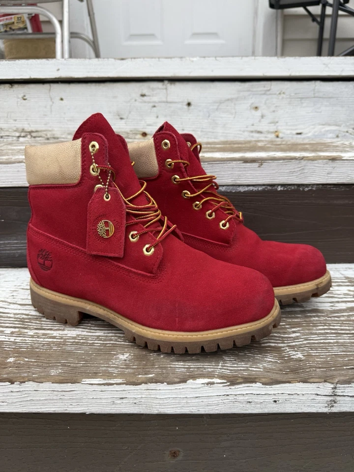 LIMITED RELEASE Christmas Timberland 6" Naughty or Nice SZ 9 A1183 Red Gold - Image 1 of 4