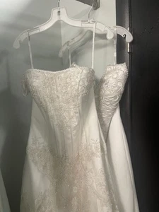 Brand New Alfred Angelo, Wedding Dress.  White With Tags. Size Six Model 2012 - Picture 1 of 4
