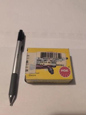 Tapa de bujía Arctic Cat Tiger Shark 3006-367 NGK3 Foto 1 de 2