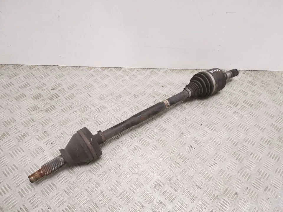 Maserati Ghibli 2015 Rear Right Driveshaft Rear 10270632 Petrol 302kW - Image 1 of 4