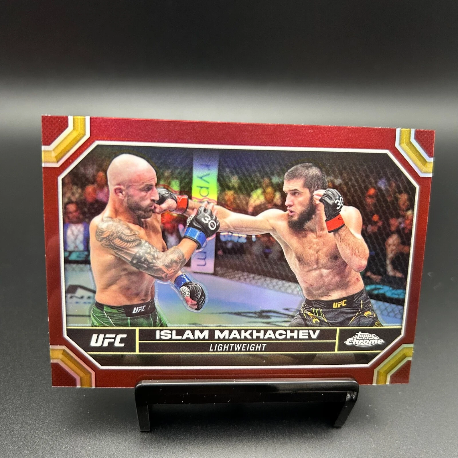 2024 Topps Chrome UFC #80 Islam Makhachev Magenta Refractor