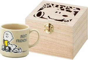 Snoopy Colorful Peanuts Becher (Holzbox) Best Friends Muster SN453-11H 350ml - Bild 1 von 1