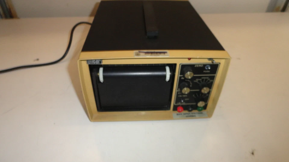 Linear Instruments 141 - Image 1 of 4