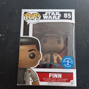 Funko Pop! Vinilo Star Wars - 85 Finn con sable de luz juguetes subterráneos exclusivos - Imagen 1 de 6