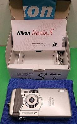 Nikon Nuvis S Compact APS Point & Shoot Film Camera - Uses IX240 Film Only. - Image 1 of 4