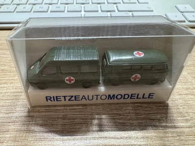 Rietze 16097 VW/Ford Transporter Bundeswehr 1:160 En OVP Estado Sin Usar - Imagen 1 de 2