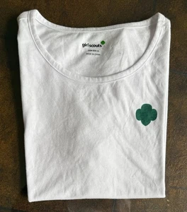 Camiseta de manga corta BLANCA con gráficos con logotipo de Scouts para niñas - Adolescente talla XL nunca usada - Imagen 1 de 4