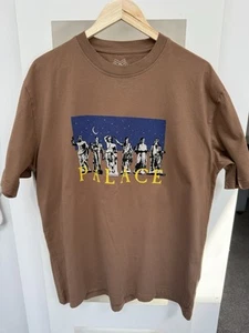 Palace Tee Shirt, Rare "Still" Roman Statues Lovely Relaxed Tee. Worn little. - Picture 1 of 5