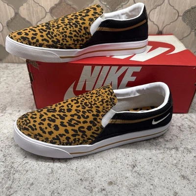 耐克女式 Court Legacy 豹纹懒人鞋 5 码 — 第 1/4 张图片