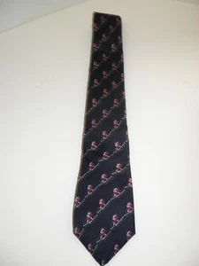 Horchow Collection dunkelblaue Herrenkrawatte aus ganzer Seide mit Skifahrern - Bild 1 von 3
