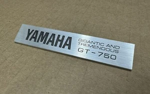 YAMAHA GT-750. Original Turntable Badge - Picture 1 of 5
