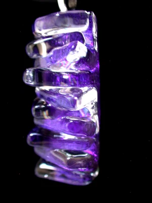 Colgante de vidrio fundido dicroico roto / pieza focal / hecho a mano - TL Gallego Foto 1 de 4