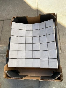 9 Stk Fliese ca 30x30 cm 1 cm dick Farben beige grau - Bild 1 von 3