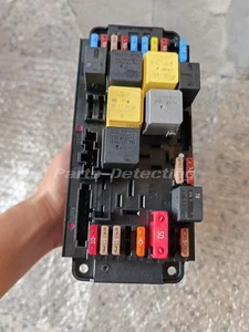 Front Fuse Relay Distribution Box A4635401550 For Mercedes-Benz AMG W463 G-CLASS - Foto 1 di 4