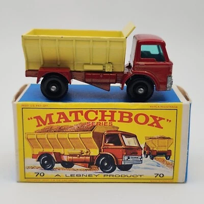 CAMINHÃO ESPALHADOR DE GRÃO Nº. Caminhão basculante Lesney Matchbox Series 70 com caixa - Imagem 1 de 4