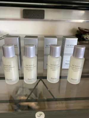 Lote de 4 Loções Kanebo Sensai Cellular Performance I - Imagem 1 de 2