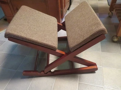 Folding Upholstered Padded Footrest Footstool Rocking Stool Adjustable - Image 1 of 4