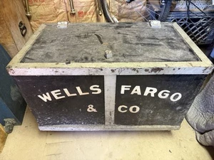 Antique Wells Fargo Large Strong Box Safe Check Photos - Picture 1 of 11