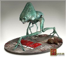 Pegasus Hobby 9007 1:8 War of the Worlds Alien Creature Plastic Model Kit