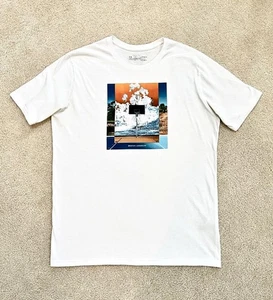 Under Armour Mens T-Shirt Sz Large Basketball Court Graphic Multicolor on White - Picture 1 of 6