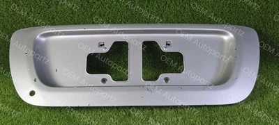 Puerta levadiza trasera Toyota Sequoia 2001-2007 soporte placa pestillo adorno OEM Foto 1 de 4