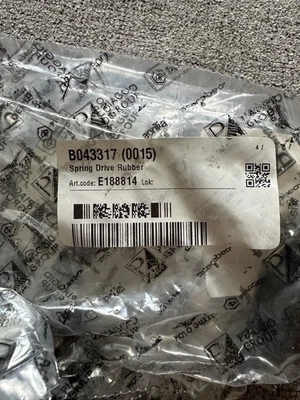 Juego de amortiguadores de sacudida traseros Aprilia Dorsoduro/RSV4 Tuono (B043317) x5 Foto 1 de 3