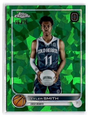 2023 Topps Chrome Tyler Smith #74 /75 Green Cracked Ice Tennessee - Image 1 of 3