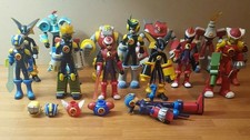 2004 Mattel Megaman NT Warrior Action Figure Lot of 15 + Parts Nintendo Mega Man
