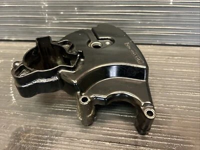 Suzuki GSX1300 2009 Hayabusa, piñón delantero y cubierta de cadena #92524 Foto 1 de 4