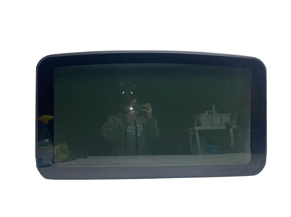 2005 - 2008 05 06 07 DODGE RAM 1500 LARAMIE SUNROOF SUN ROOF GLASS WINDOW A477 - Image 1 of 4