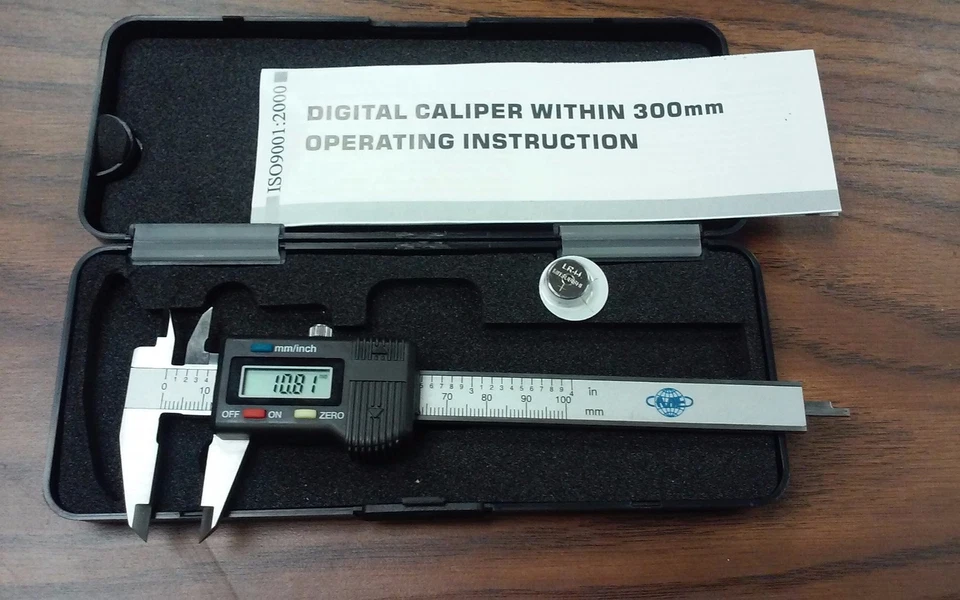 4" /100mm ELECTRONIC DIGITAL CALIPER- pocketable,  LARGE SCREEN #200-400-new - Image 1 of 1